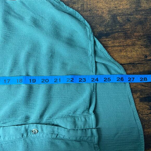 Orivs Womens Sage Green Button Front Short Cap Sleeve Blouse Sz L V-Neck Flowy - Picture 8 of 9